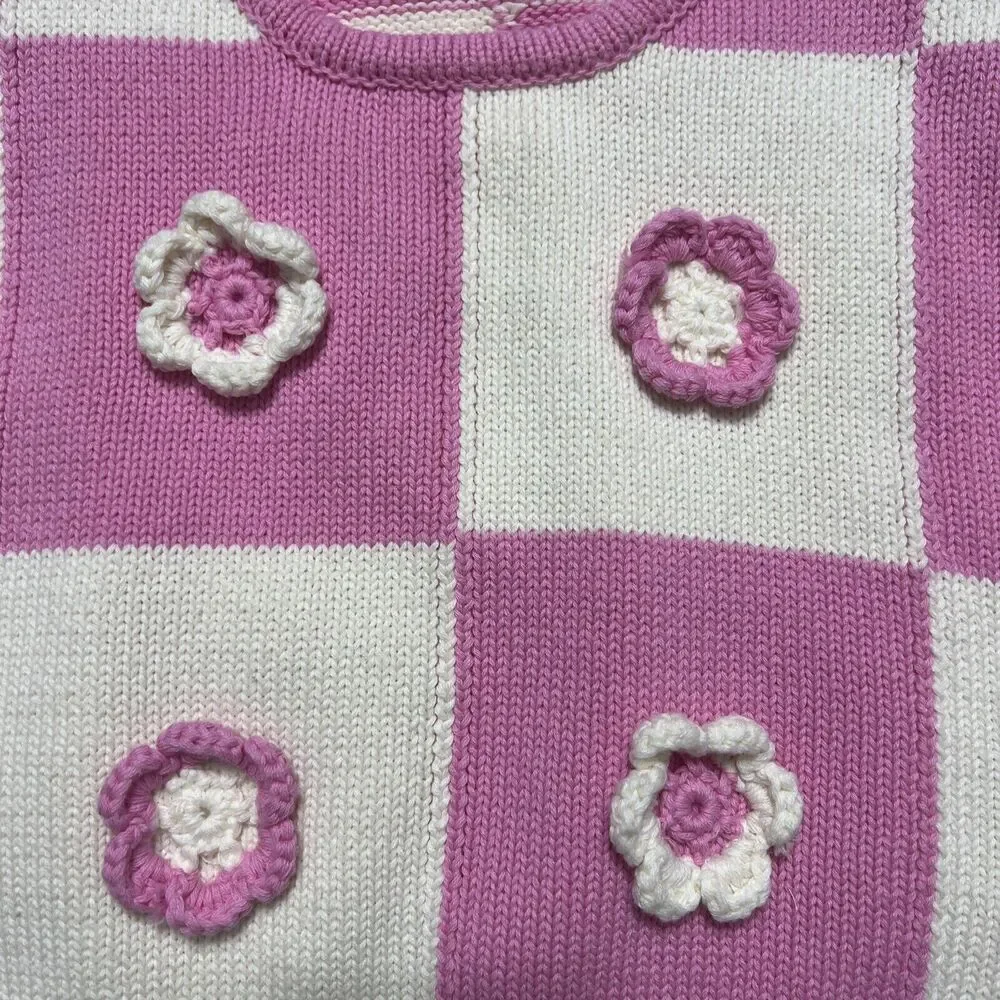 Entro Women's Pink White Crochet Detail Flowers Stretch Knit Top Size M - Picture 2 of 7